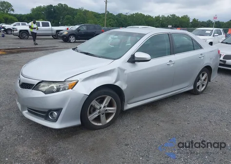 2012 Toyota Camry Se z USA, uszkodzony, nr VIN 4T1BF1FK4CU172918
